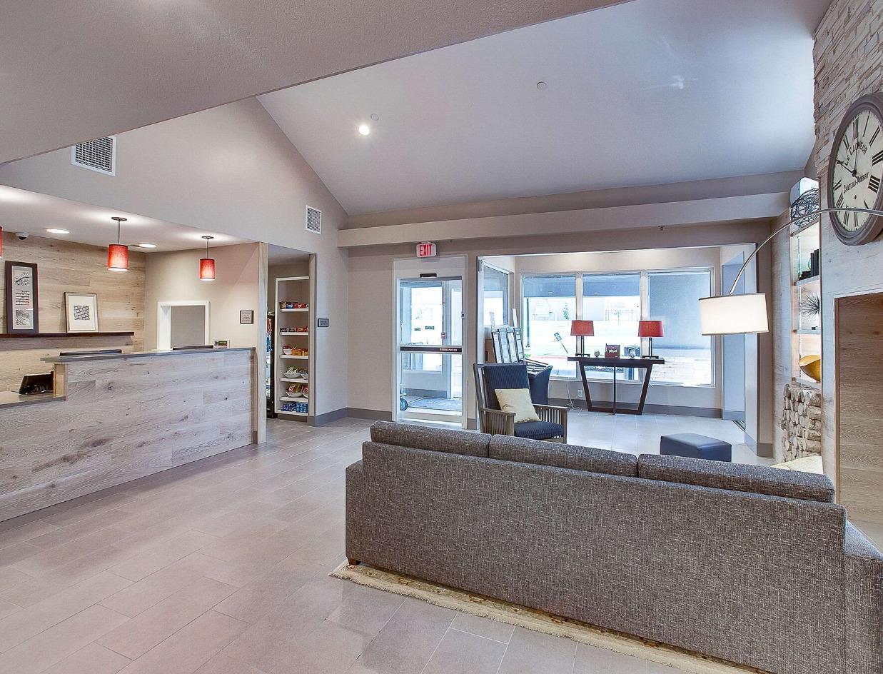 Country Inn & Suites By Radisson, Wichita East, Ks Экстерьер фото