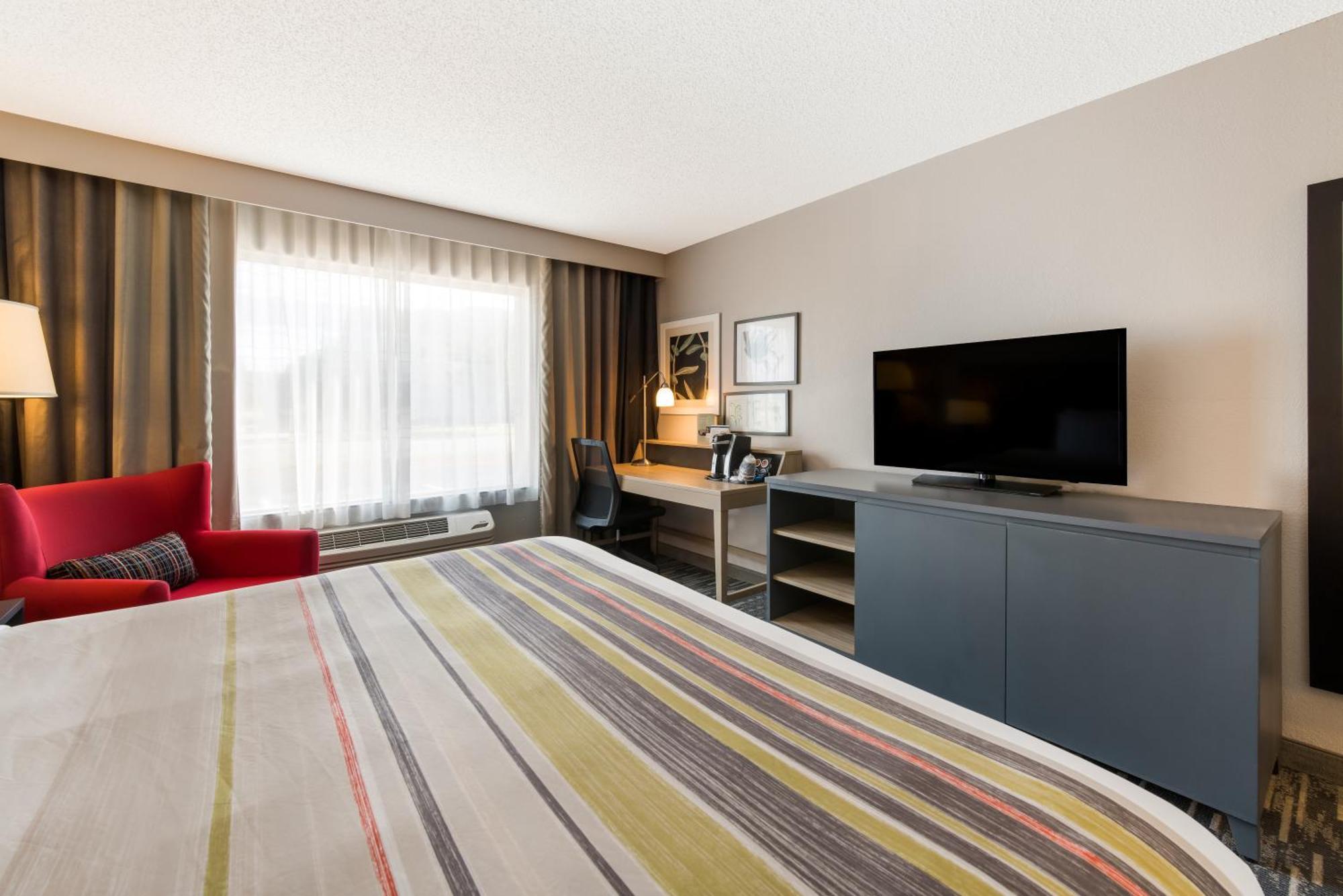 Country Inn & Suites By Radisson, Wichita East, Ks Экстерьер фото