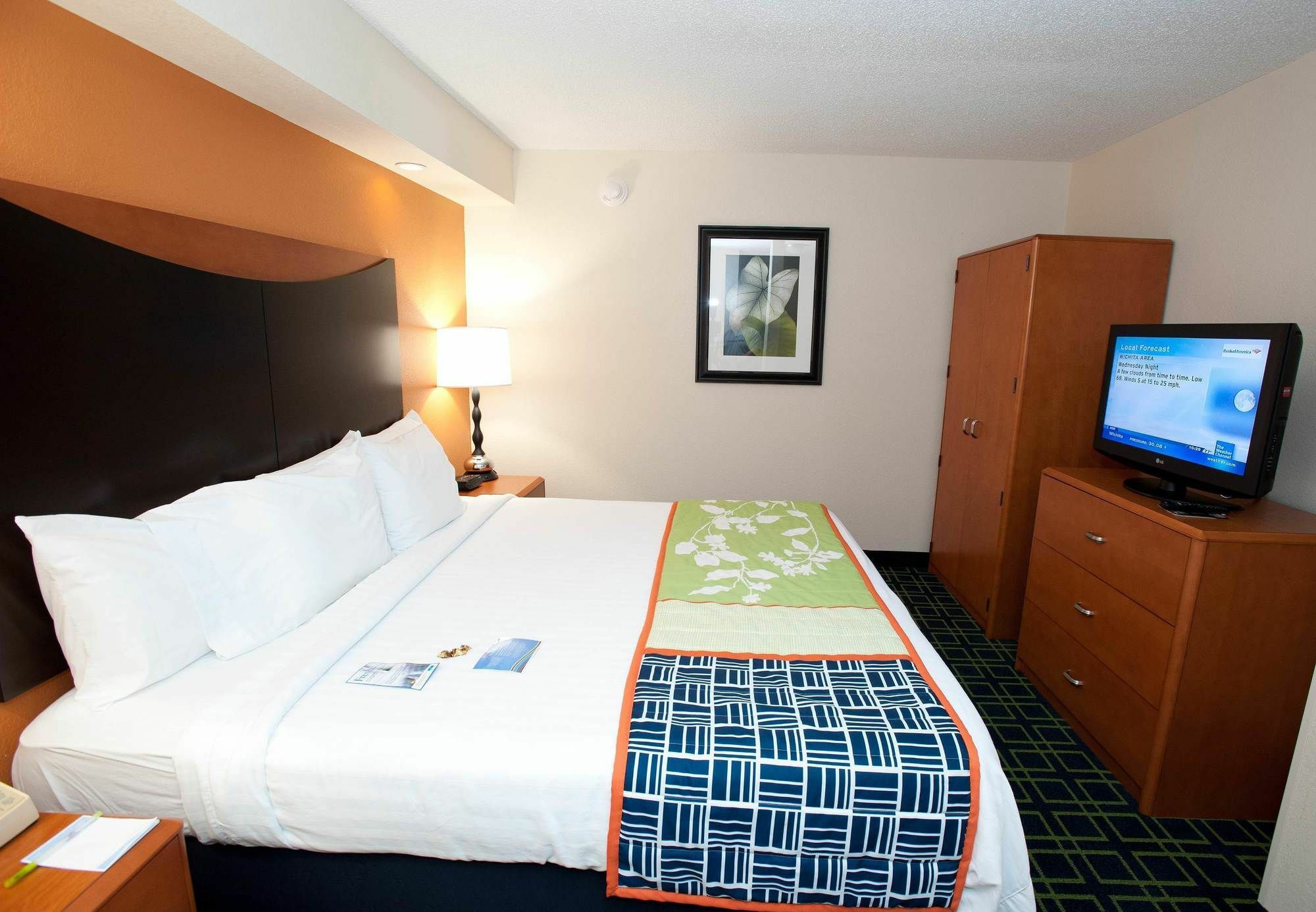 Country Inn & Suites By Radisson, Wichita East, Ks Экстерьер фото